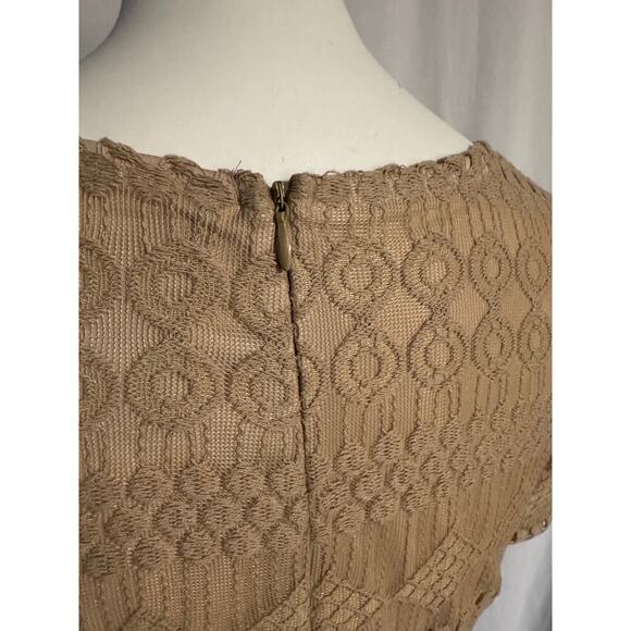 Enfocus Studio Lace Overlay Dress - Elegant Sophistication - 6 - Picture 4 of 7